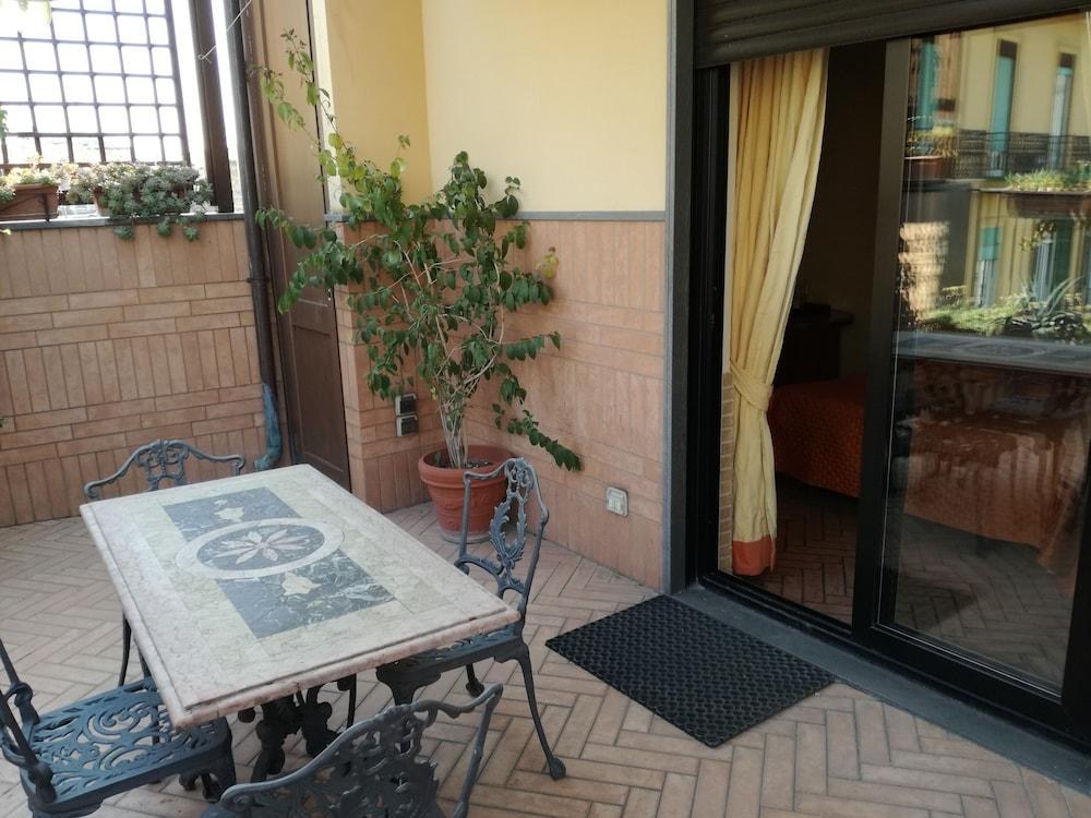 Hotel Suite Ares photo 2