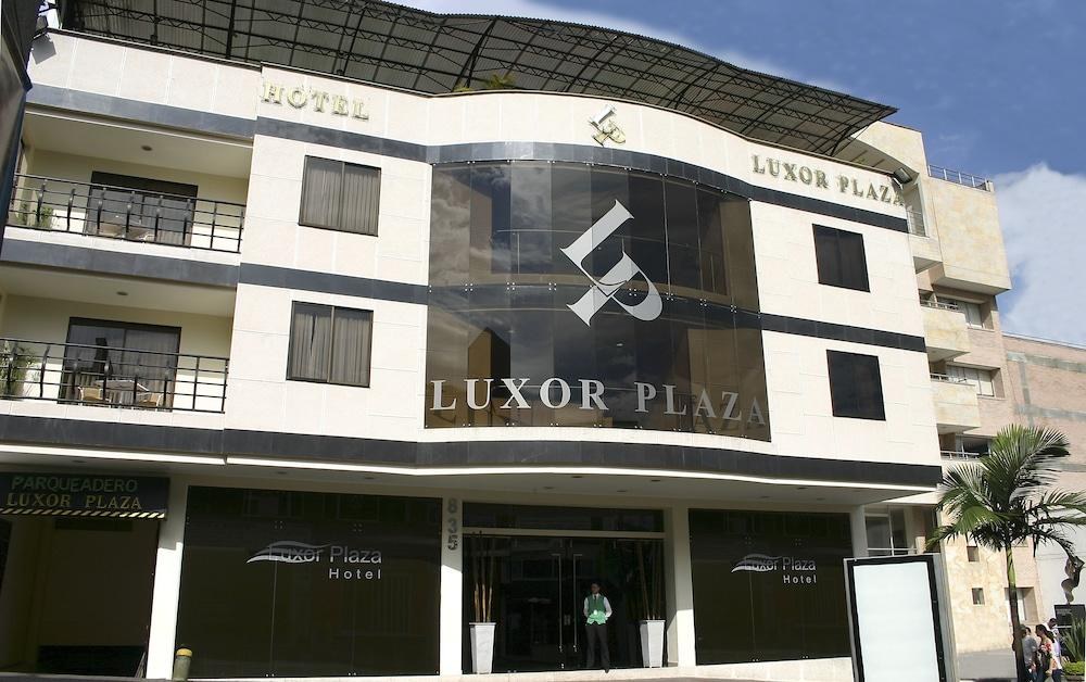 LUXOR PLAZA HOTEL photo 4