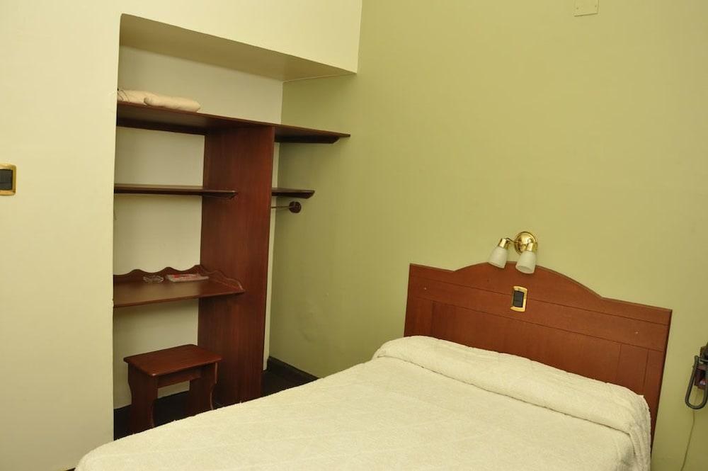 Hotel Selby photo 3