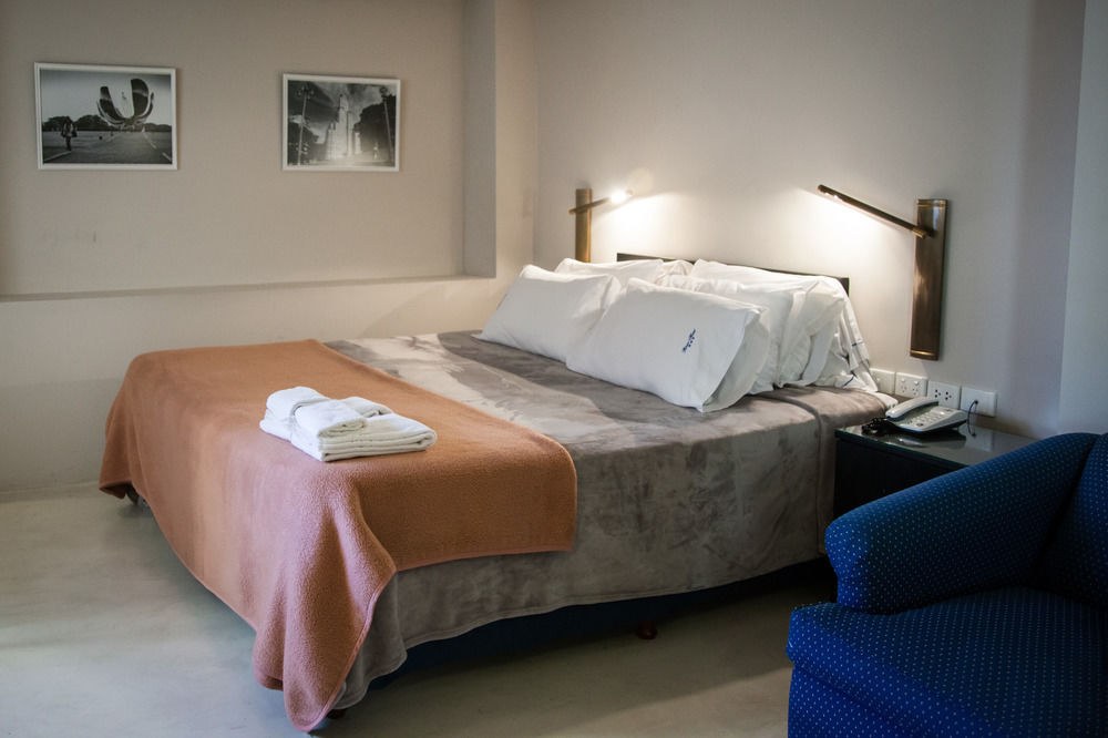 RIVER HOTEL