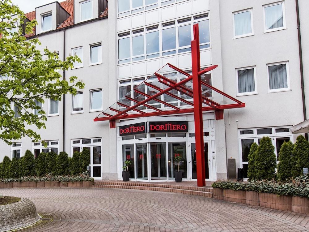 DORMERO HOTEL DRESDEN AIRPORT photo 2