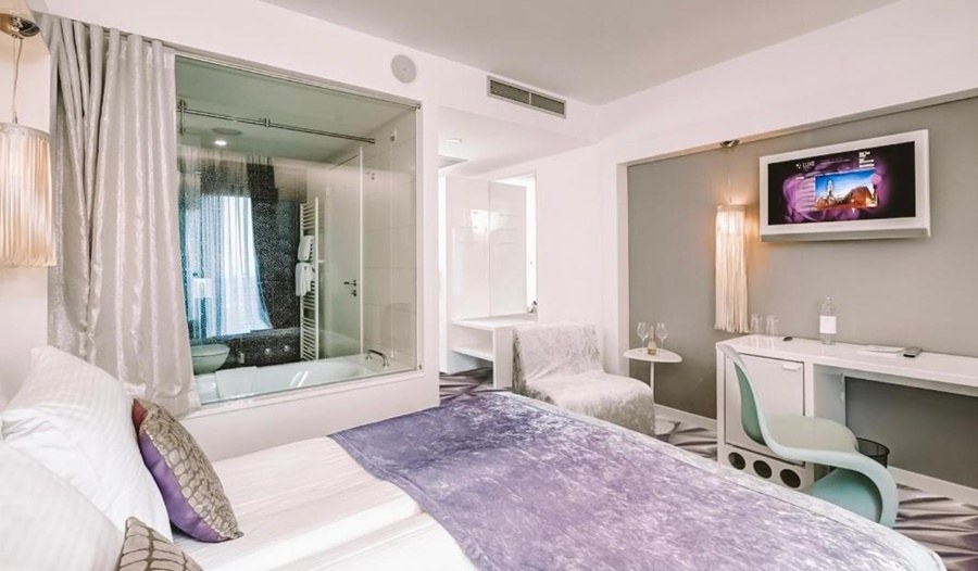 BOUTIQUE HOTEL LUXE photo 4