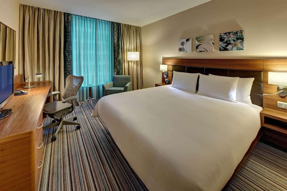 Hilton Garden Inn Frankfurt Airport photo 3