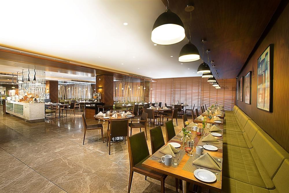 DoubleTree by Hilton Istanbul - Old Town photo 2