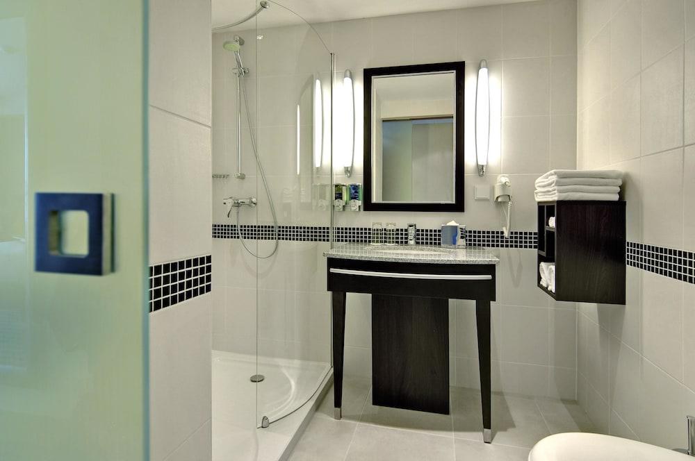 Hampton by Hilton Berlin City West photo 3