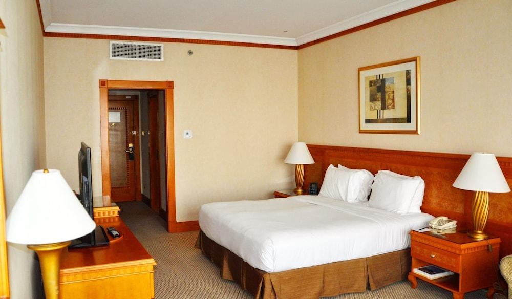 HILTON SHARJAH photo 3
