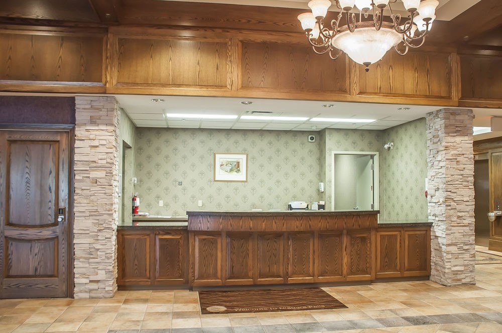 COMFORT INN LUNDY'S LANE photo 1