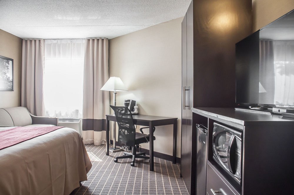 COMFORT INN