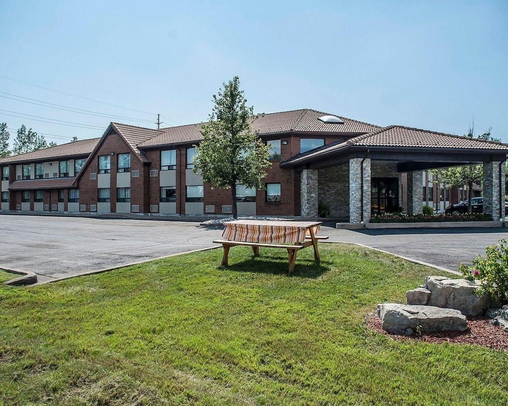 COMFORT INN photo 3
