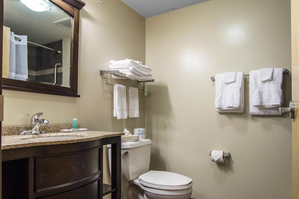 MainStay Suites Winnipeg photo 2
