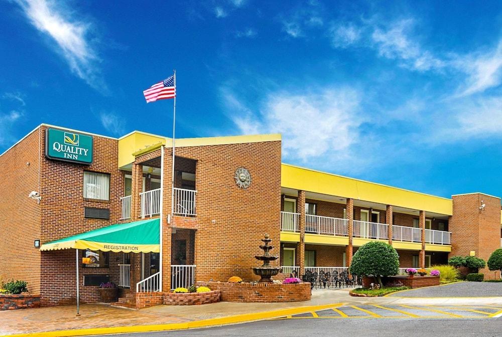 QUALITY INN MOUNT VERNON ALEXANDRIA photo 2