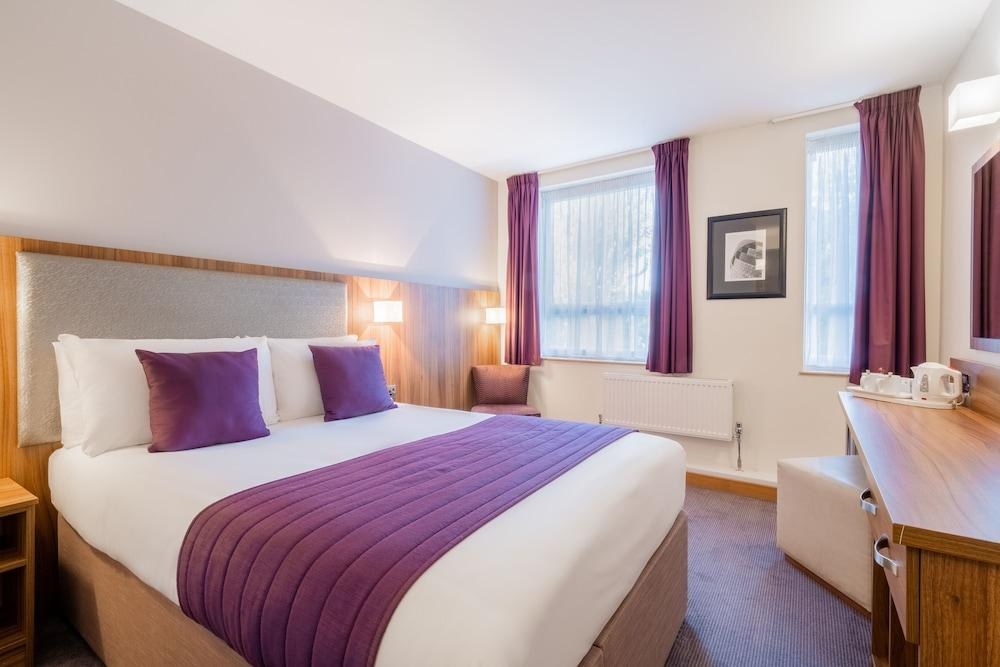 QUALITY HOTEL HAMPSTEAD photo 3