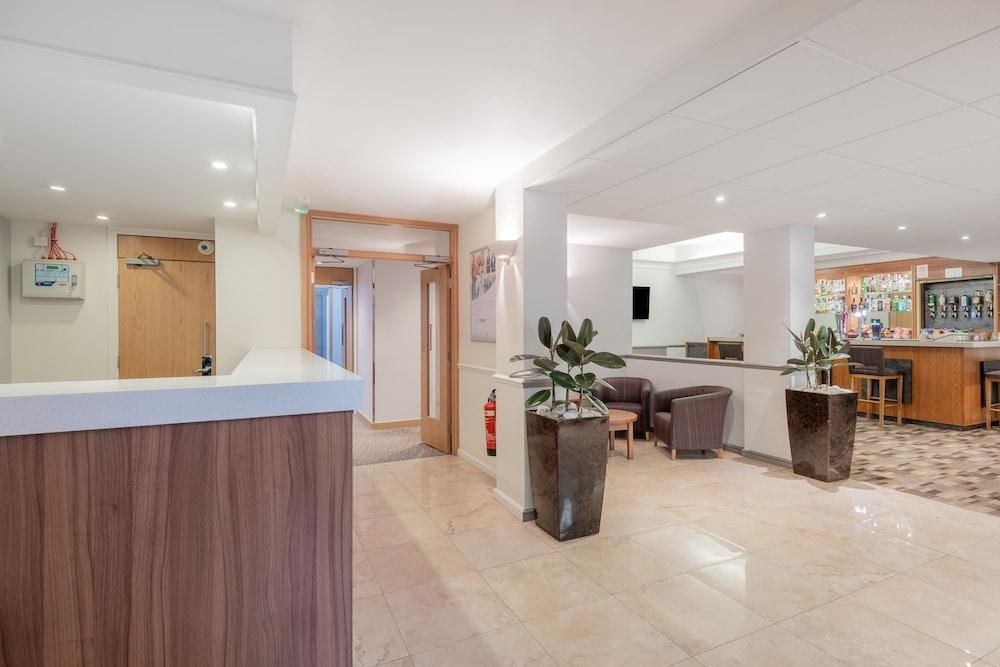 QUALITY HOTEL HAMPSTEAD photo 4