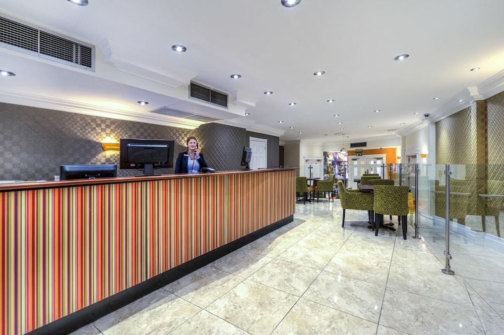 IBIS STYLES READING CENTRE photo 3