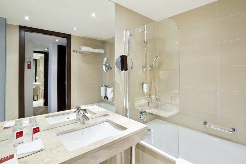 AC Hotel by Marriott Bratislava Old Town photo 4