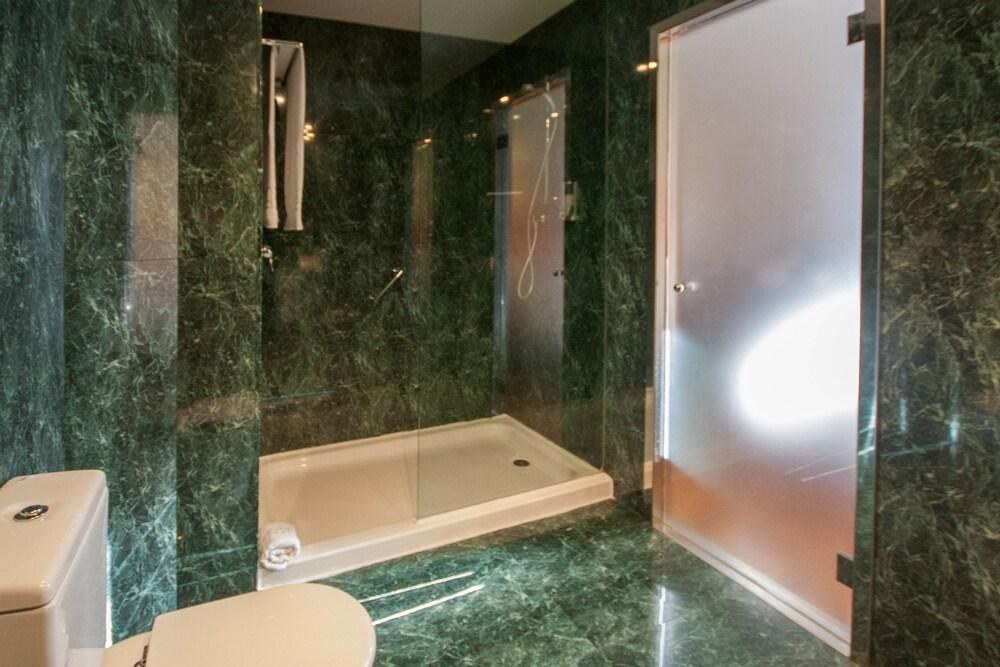 B&B HOTEL ELCHE photo 3