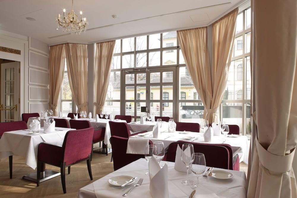 AUSTRIA TREND PARKHOTEL SCHONBRUNN photo 3