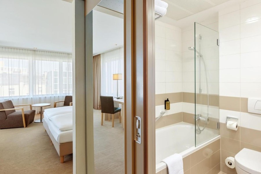 Hotel Schillerpark Linz, a member of Radisson Individuals photo 1