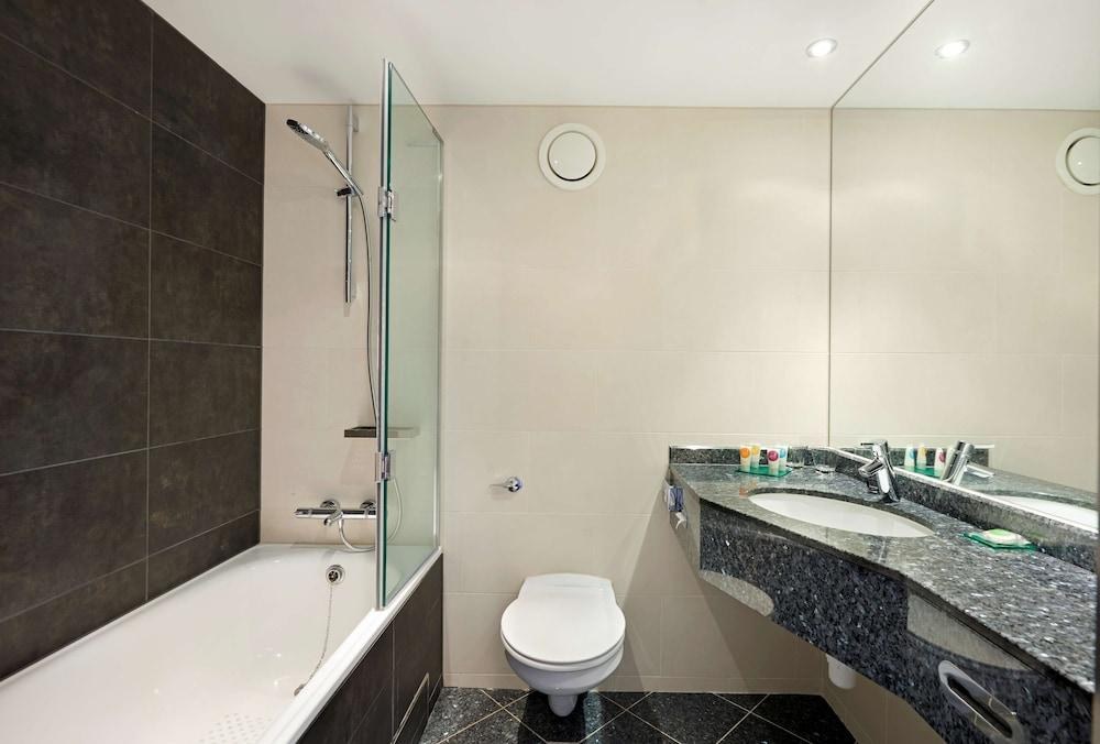 HYATT PLACE LONDON HEATHROW AIRPORT photo 3