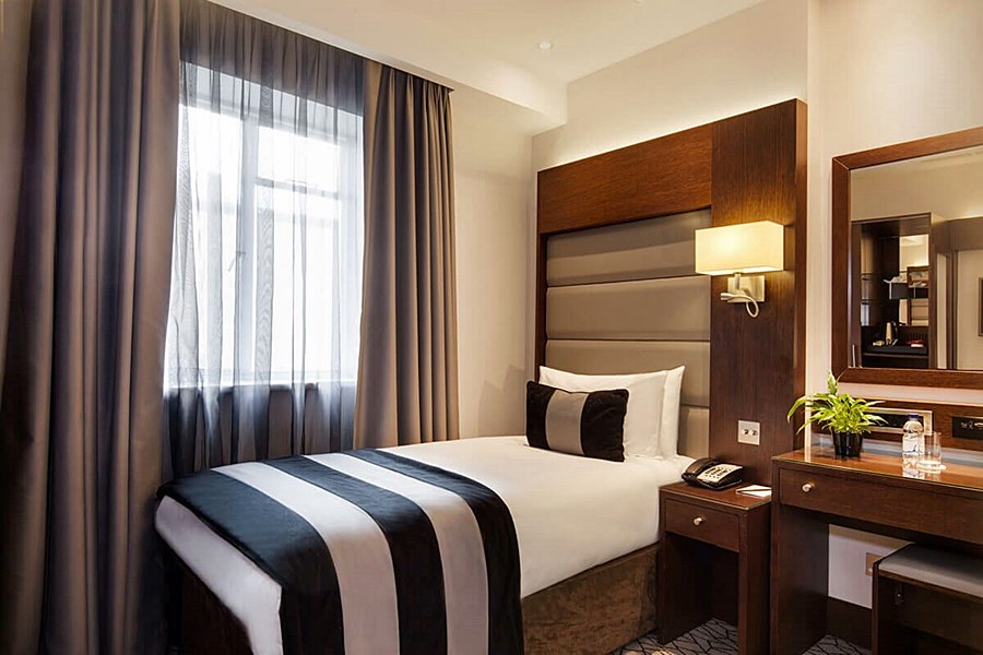 PARK GRAND PADDINGTON COURT photo 3