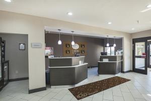COMFORT SUITES (LEWISVILLE) photo 4