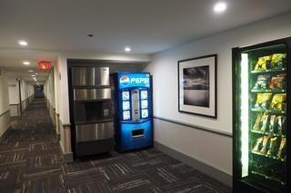 Best Western Plus Vancouver Airport Hotel photo 4