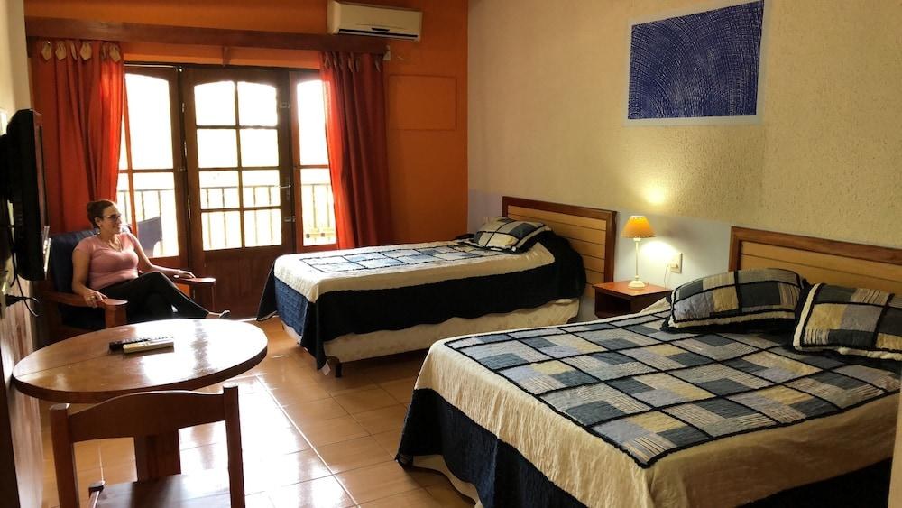 Hotel Carmen photo 2