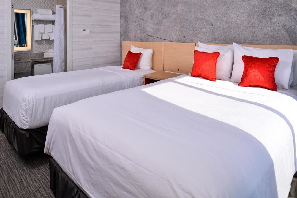 COMFORT INN BROOKLYN photo 3