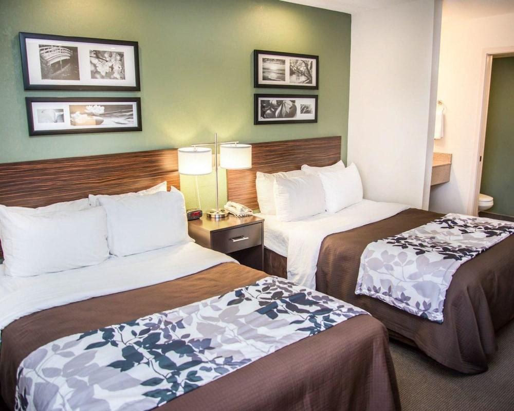 SLEEP INN UNIVERSITY PLACE photo 3