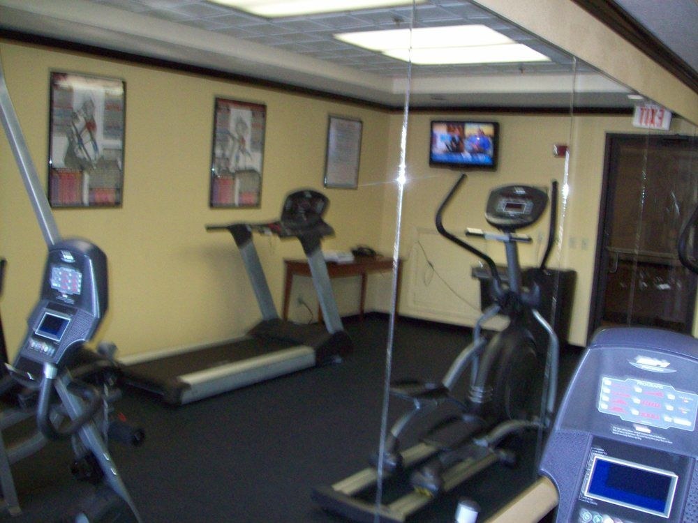 COMFORT INN HWY. 290/NW photo 1