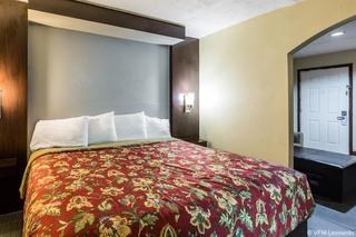 Rodeway Inn & Suites Medical Center photo 2