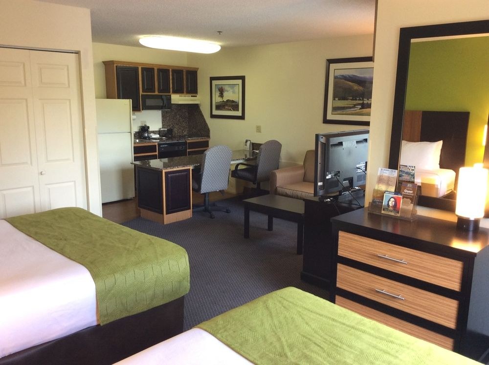MAINSTAY SUITES CONFERENCE CENTER photo 1