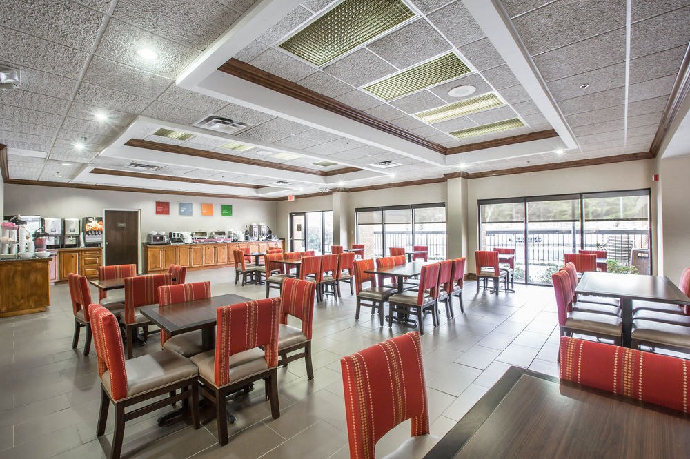 COMFORT SUITES