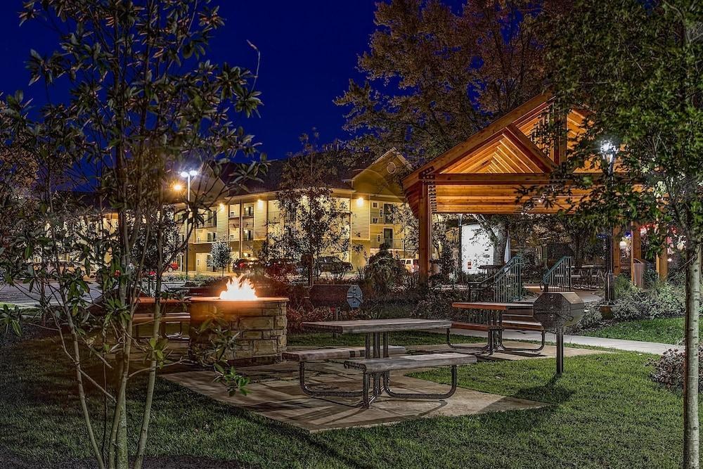 ECONO LODGE RIVERSIDE photo 3