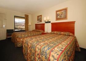 Holiday Inn Hotel & Suites Pigeon Forge Convention photo 1