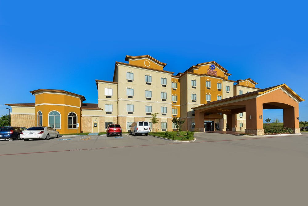 COMFORT SUITES AT LAKE WORTH