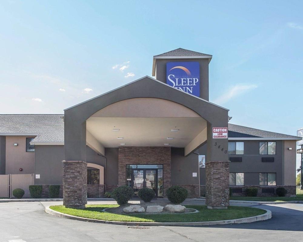 SLEEP INN photo 2