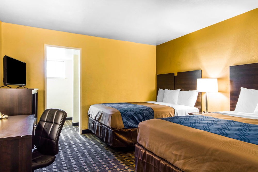 ECONO LODGE SACRAMENTO CONVENTION CENTER photo 1