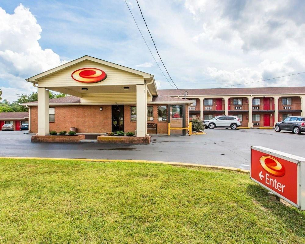 ECONO LODGE NORTH photo 4