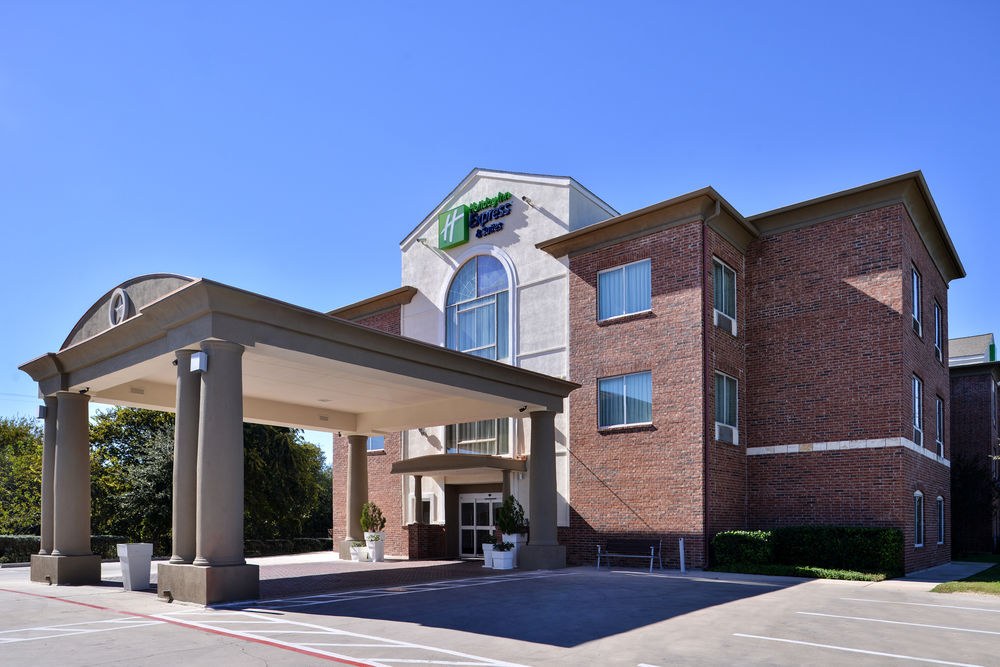 HOLIDAY INN EXPRESS & SUITES SAN ANTONIO SOUTH