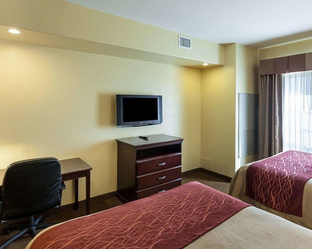 COMFORT INN NEAR SEAWORLD photo 4