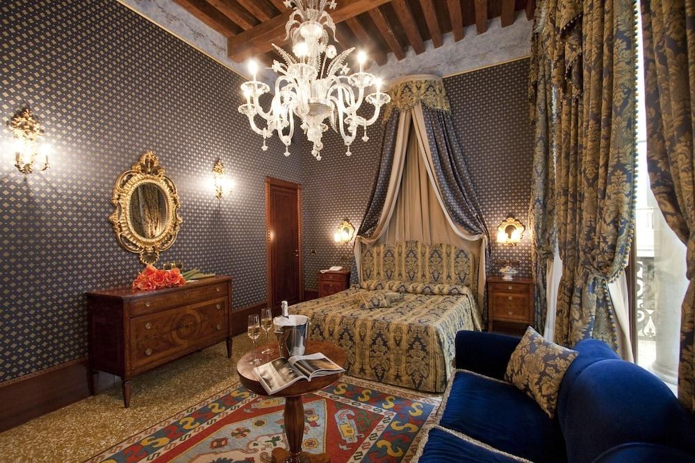 AL PONTE DEI SOSPIRI JUNIOR SUITES photo 2
