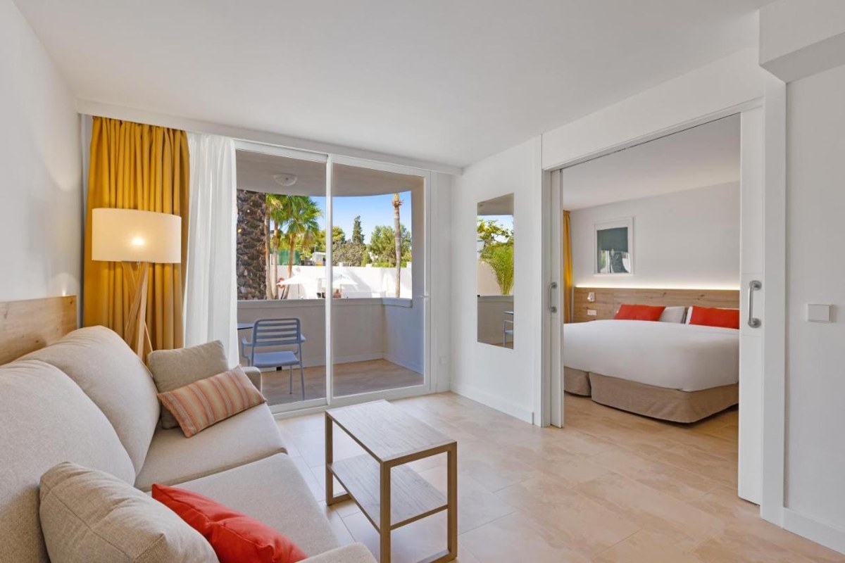 PALMANOVA BEACH APARTMENTS BY TRH