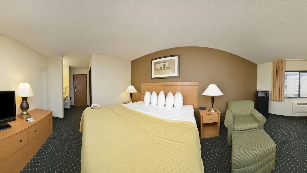 QUALITY INN SOUTH photo 4