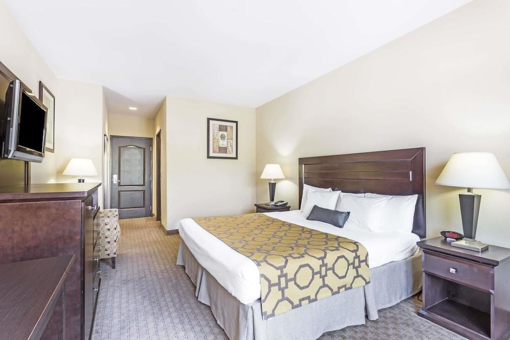 BAYMONT BY WYNDHAM MESA NEAR DOWNTOWN photo 3