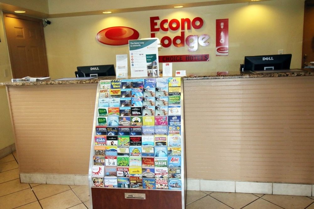 ECONO LODGE  INN & SUITES MAINGATE CENTRAL photo 1
