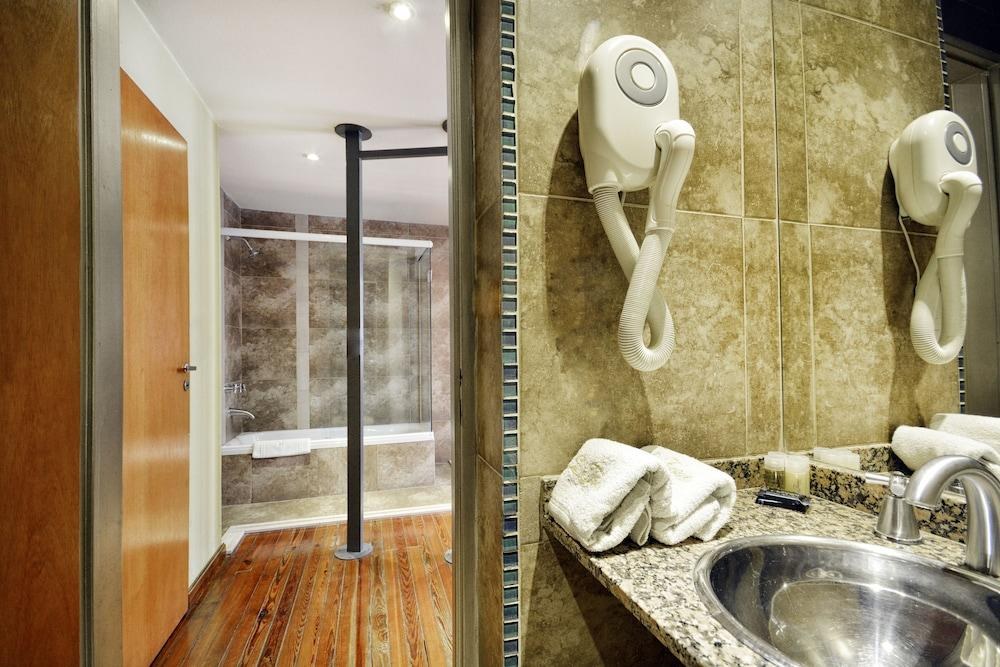 LA FRESQUE HOTEL photo 2