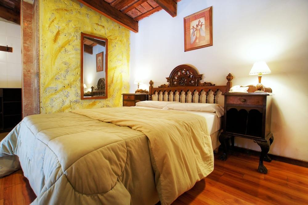 LA FRESQUE HOTEL photo 4