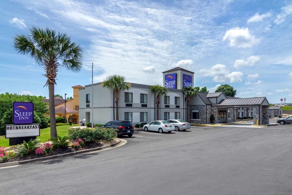 SLEEP INN NORTH photo 2
