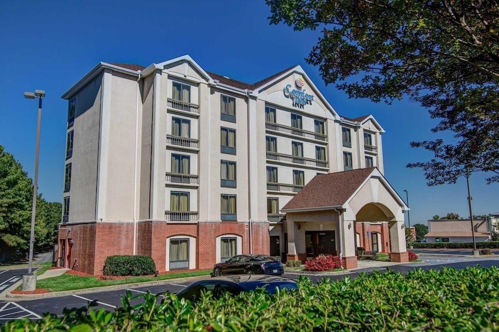COMFORT INN photo 4